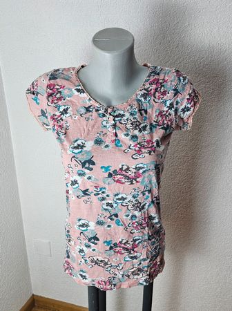 romantisches T-Shirt S geblümt mit Spitze
