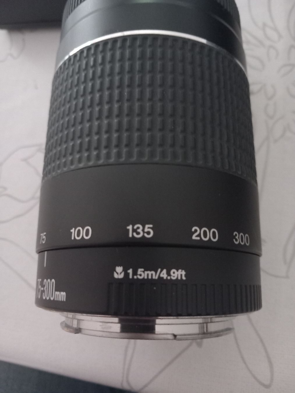 Canon Kamera: Digitalkamera Canon EOS 4000D 2 Objektive – Gebraucht aus Burg im Leimental von Ronwilco63 2