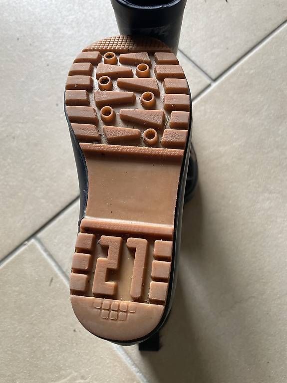 Scarpe per ragazzi: Gummistiefel Grösse 27 – Usato da Aarau venduto da regifee6 1