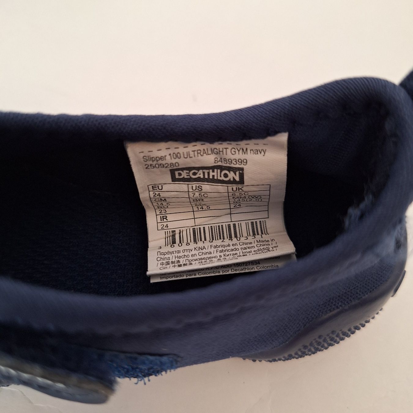 Decathlon Scarpe per ragazzi: Baby Schwimmschuhe 24 – Usato da Chur venduto da copino 1