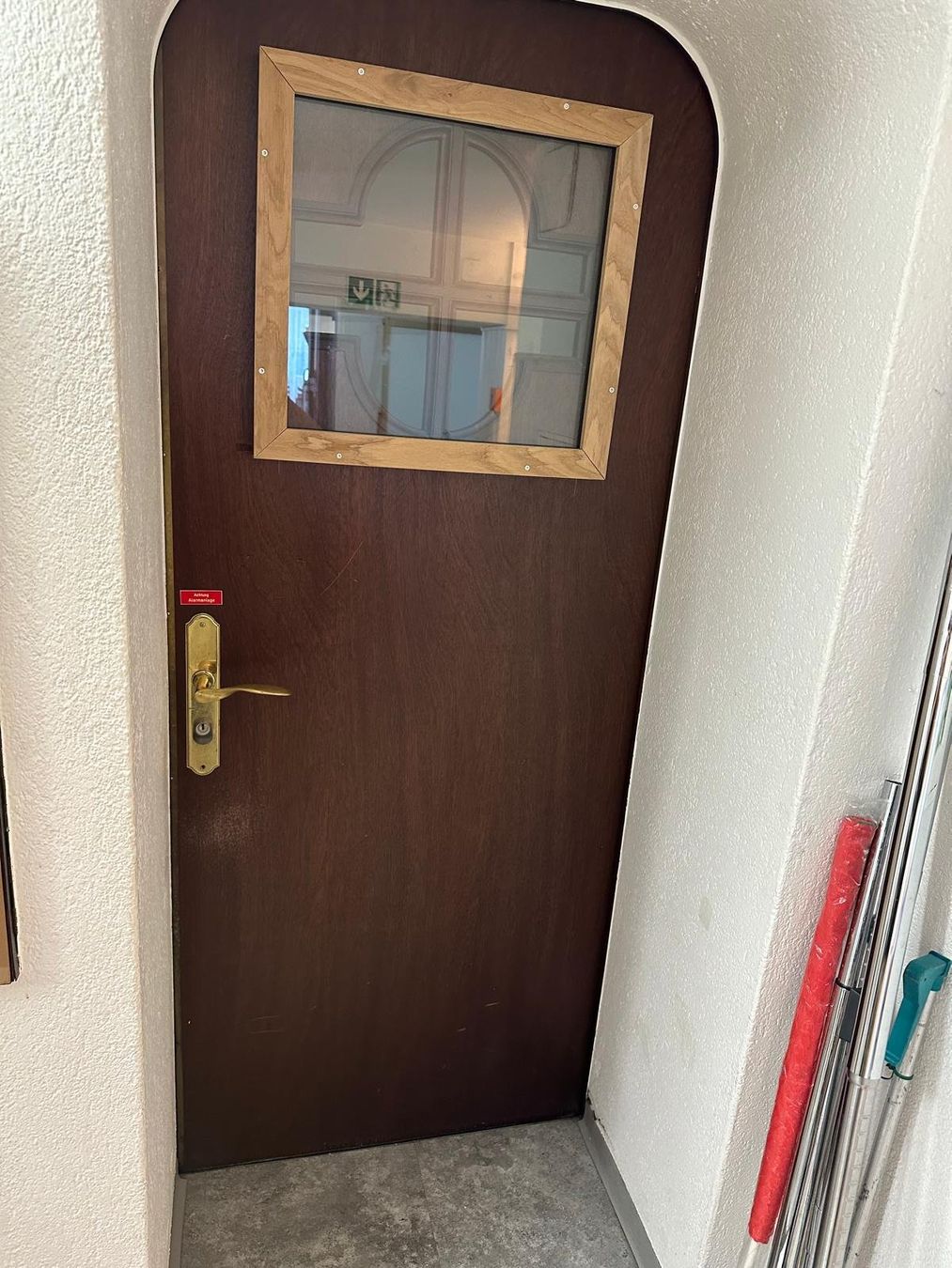 Porte: Holztüre mit Rahmen – Usato da Spreitenbach venduto da Space_X 5