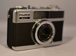 Fujica Half