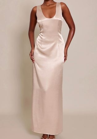 PrettyLittleThing GOLD LOW BACK SLEEVELESS MAXI DRESS