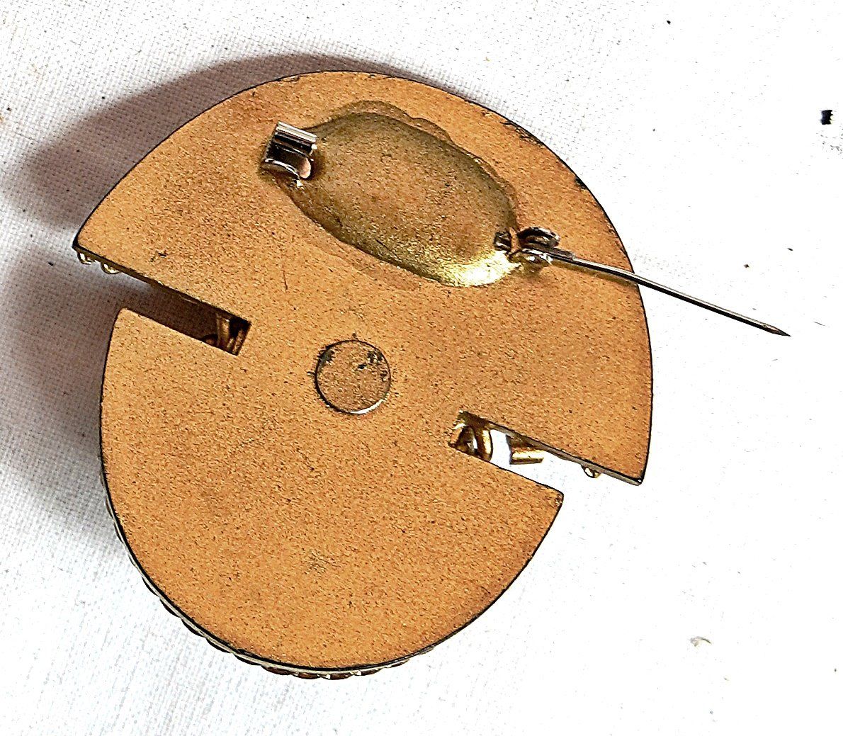 Broschen & Nadeln: Goldbrosche mit Perle – Gebraucht aus Baar von 2cvbaar 1