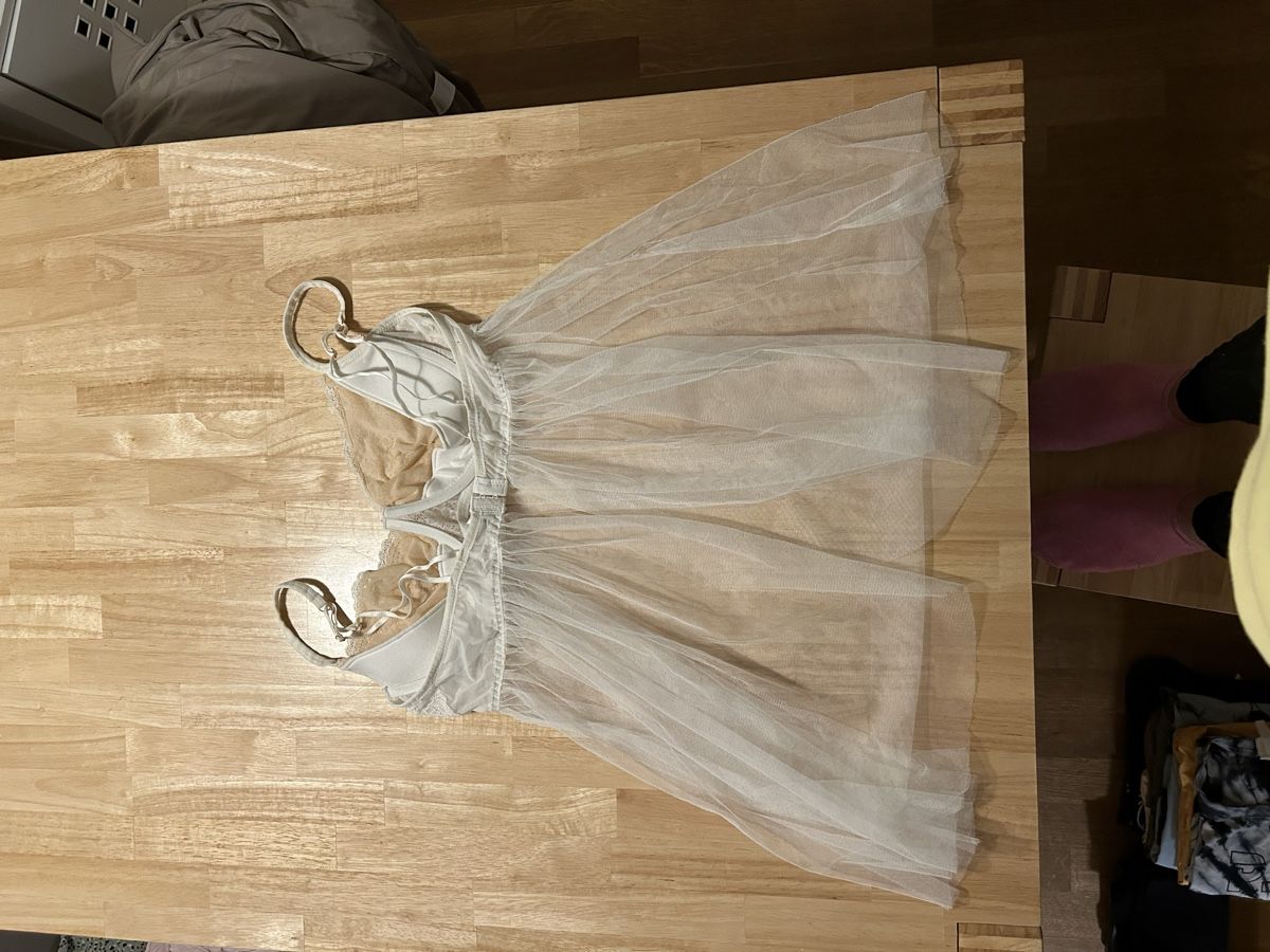 Altra biancheria intima: Dessou“ – Usato da Winterthur venduto da gaby.00 1