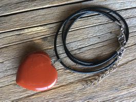 ROTES JASPIS  HERZ  VERSTELLBARE HALSKETTE   LÄNGE 45-50cm