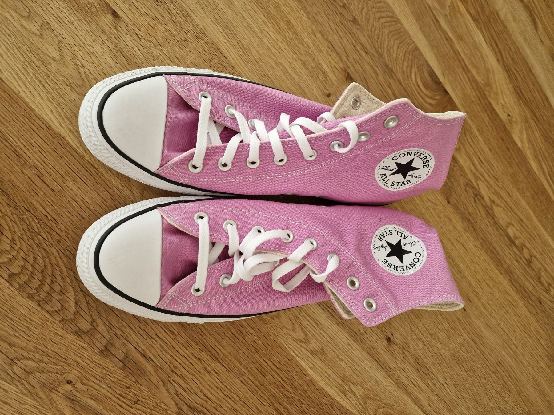 Converse Herrenschuhe: Converse All Star - Gr. 45 - rosa – Neu (gemäss Beschreibung) aus Häggenschwil von Zweitwert
