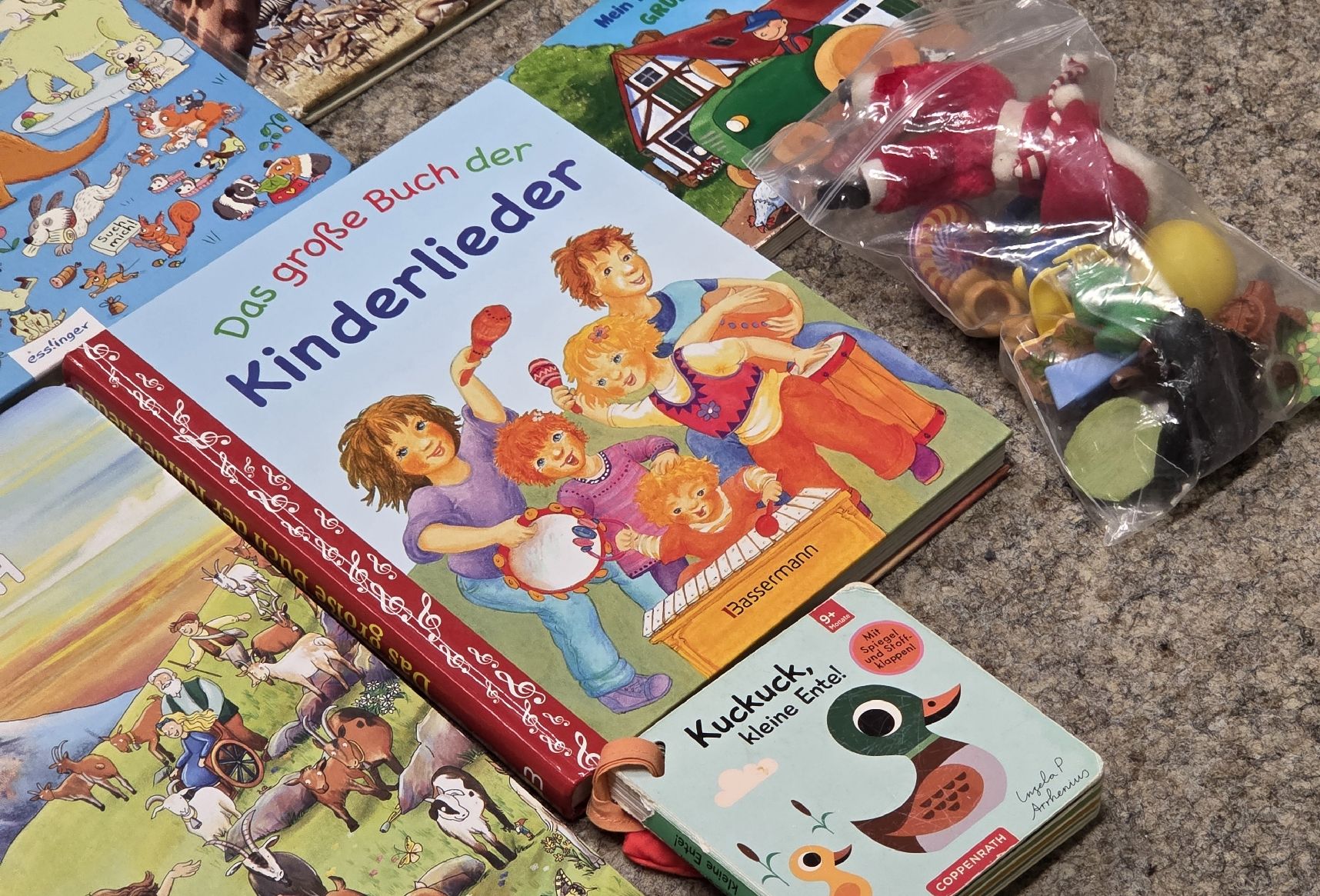 Bücher: 12 Kinder Bücher + diverses Spielzeug – Gebraucht aus Reinach BL von _MasterK_ 5
