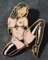 GG236 - Pin SM Sex Girl - Nicolas Collection