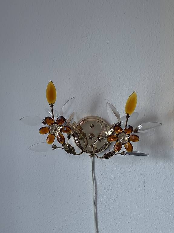 Lampen: Elegante Wandlampe mit Blumen-Design – Gebraucht aus Hölstein von dmi_my97