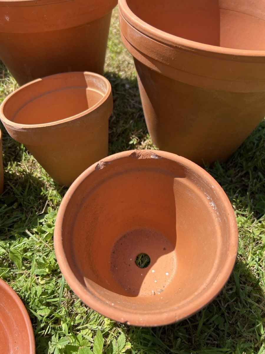 Vasi per fiori: Tontöpfe und Untersetzer – Usato da Hendschiken venduto da SWI555 2