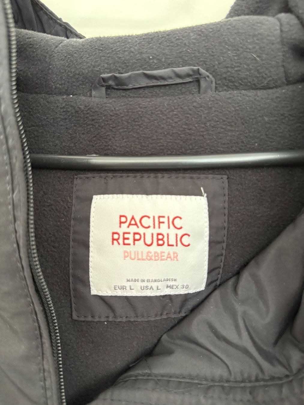 Pull&Bear Vestes: Pull&Bear Jacke mit Kangarootasche – D'occasion à Niederhasli par sonneee24 8