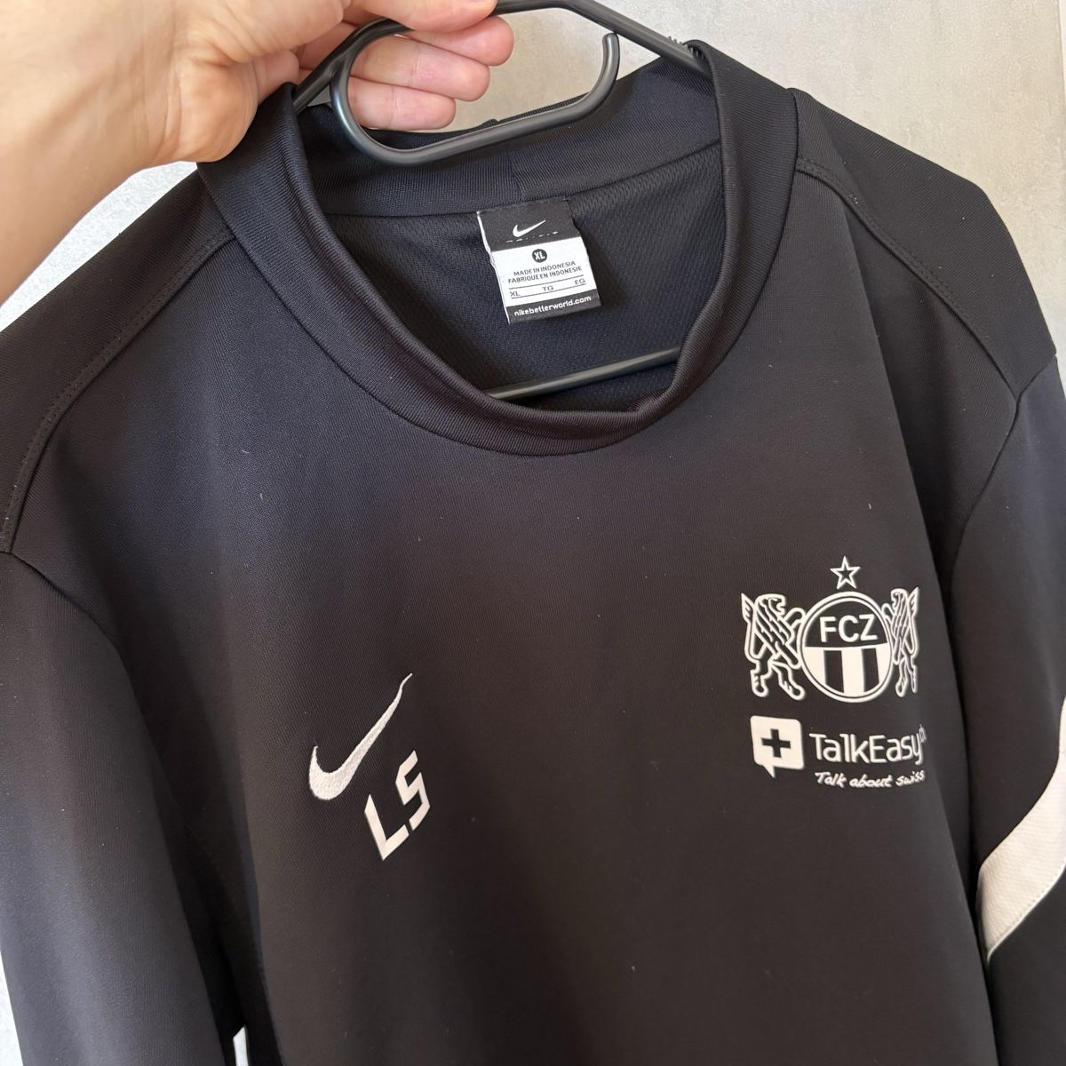 Nike Canottiere & Pantaloni: Fc Zürich Staff/Player Only Trikot Pullover Nike – Usato da Winterthur venduto da LaBodega 5