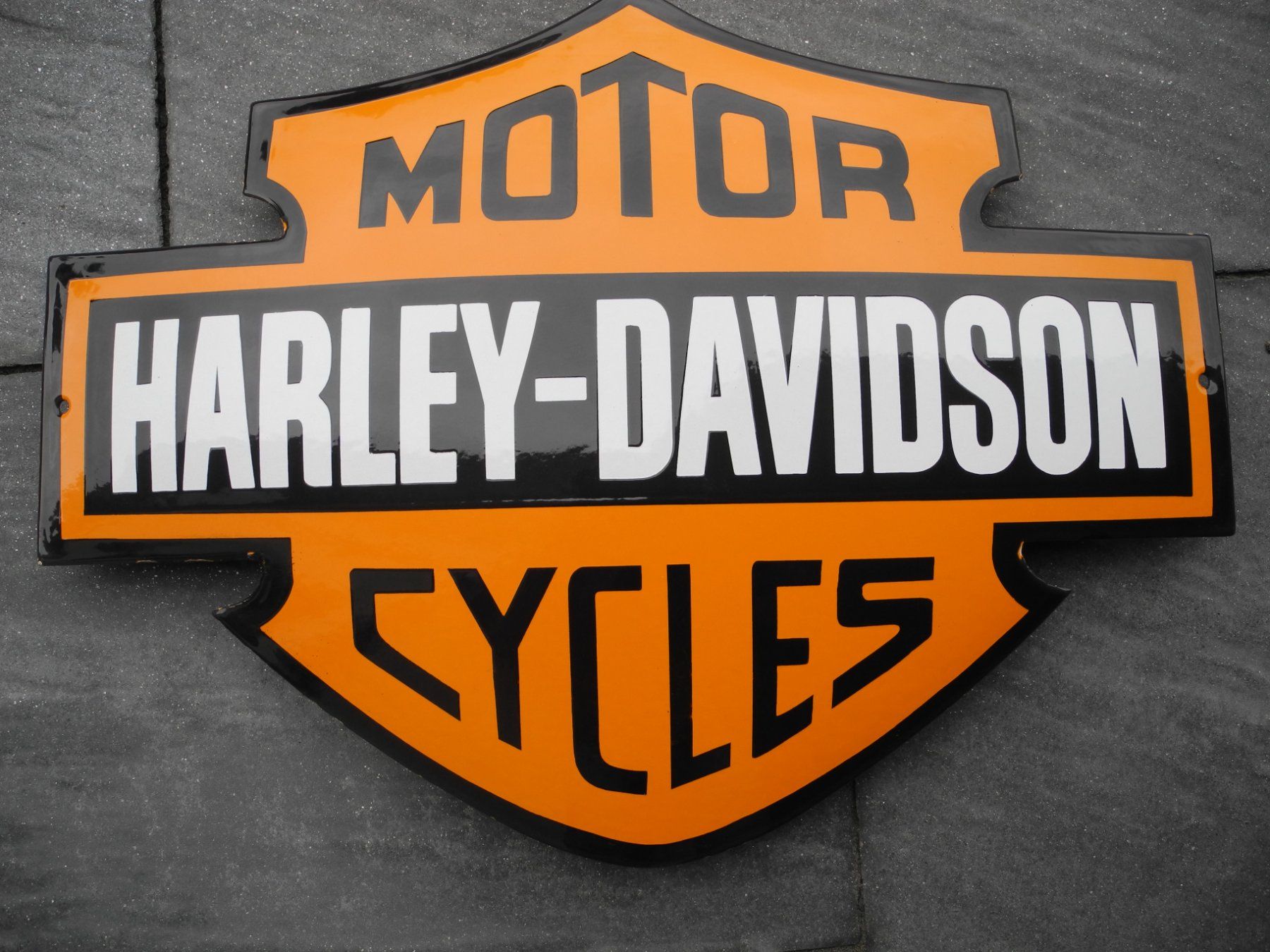 Harley-Davidson Schilder: HARLEY DAVIDSON EMAILSCHILD – Gebraucht aus Reinach AG von Huckleberrysix