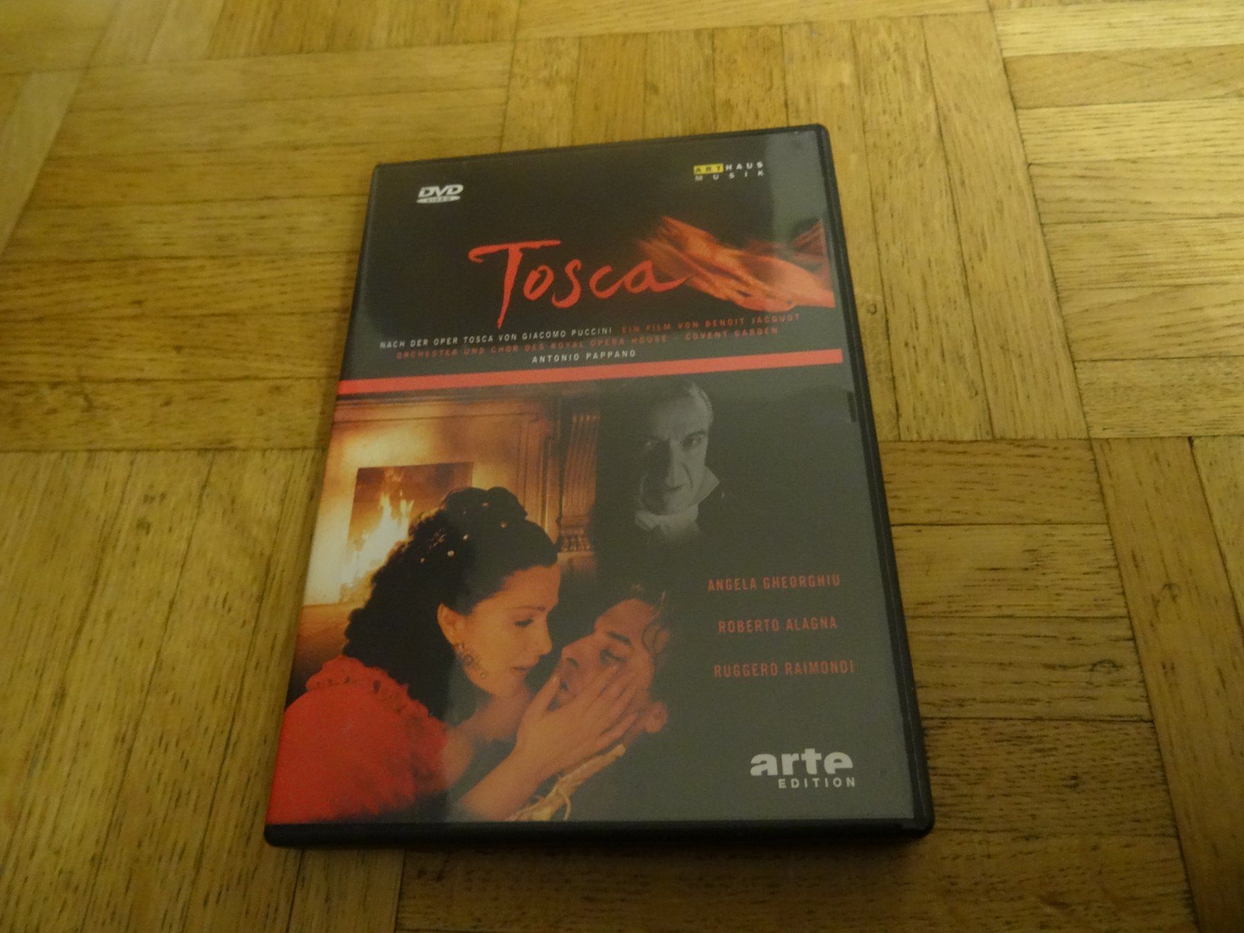 Tutti i DVDs: Tosca - Giacomo Puccini DVD – Usato da Olten venduto da Disc-Ausverkauf