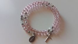 Rosenkranz-Armband, mit Kreuz- und Marienanhänger