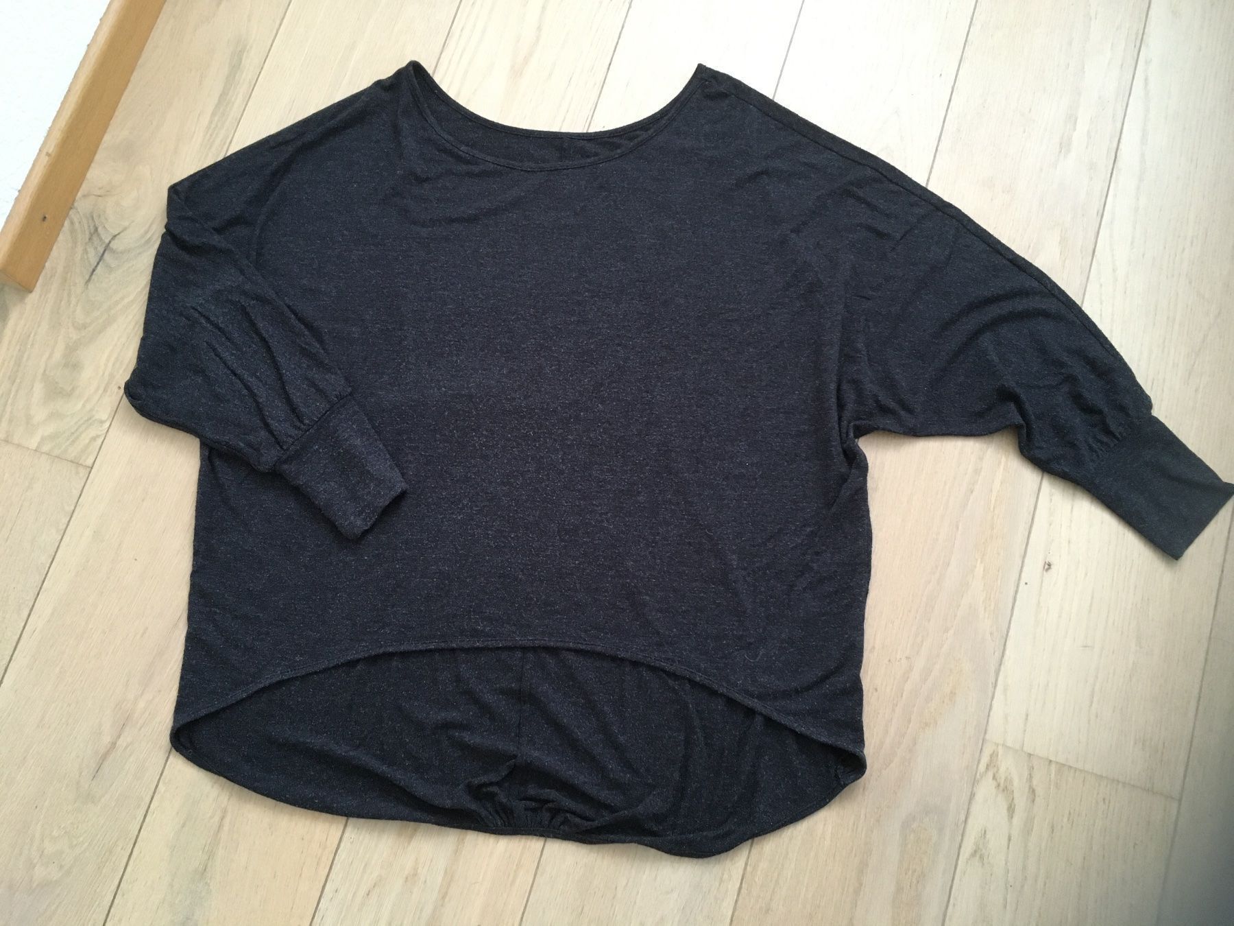 Blusen: 2 tolle Umstands-ShirtsGr.40-42 – Neu (gemäss Beschreibung) aus Gächlingen von Tara_devi 2