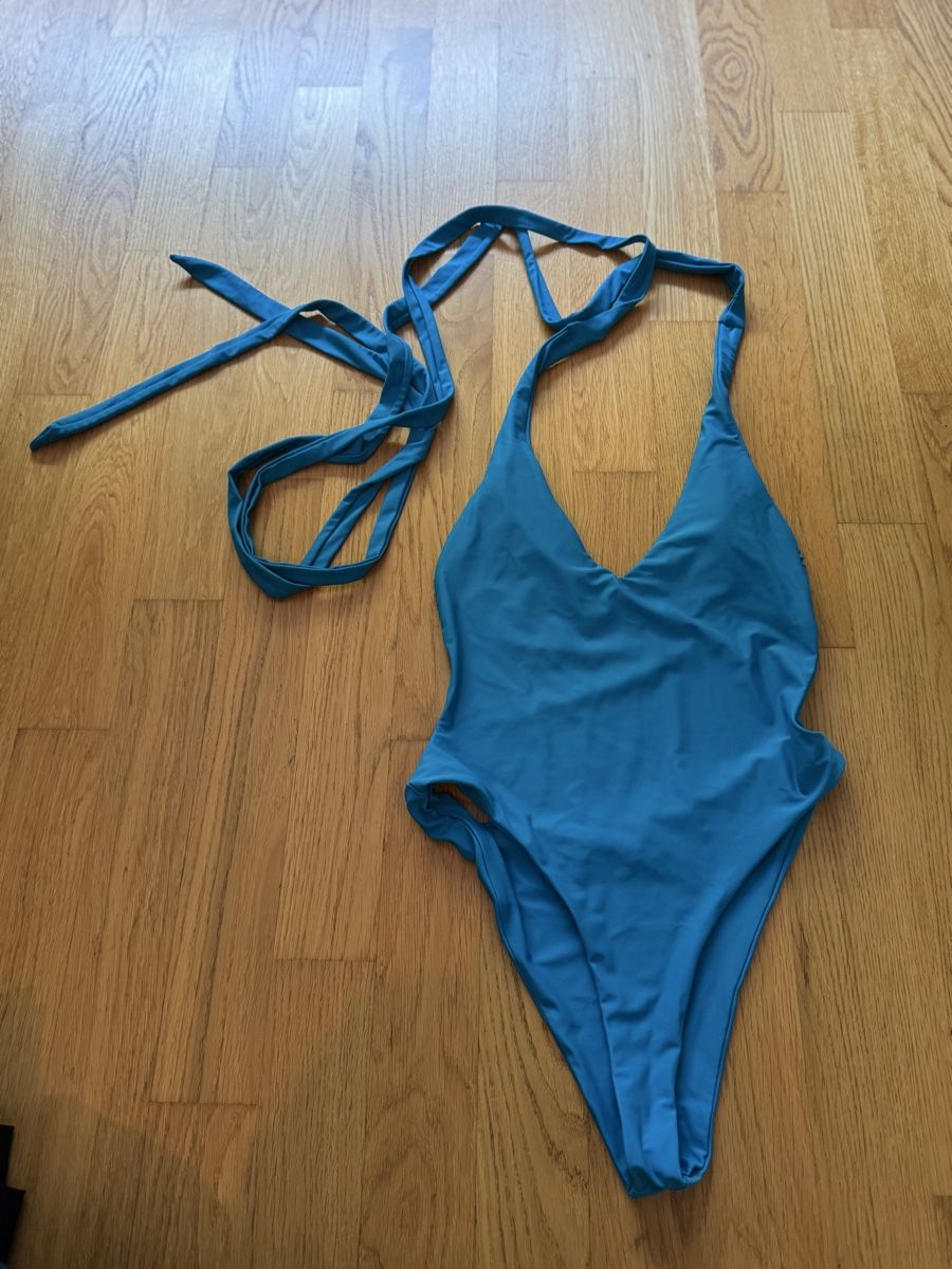 Badekleider & Bikinis: Badeanzug Bikini blau Gr. M Alpha Coutures – Gebraucht aus Wittenbach von Apicel 1