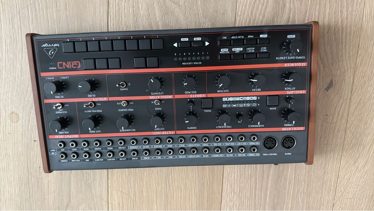 Behringer Strumenti musicali: Behringer GRIND Synthesizer – Nuovo (secondo la descrizione) da Kreuzlingen venduto da Patty81