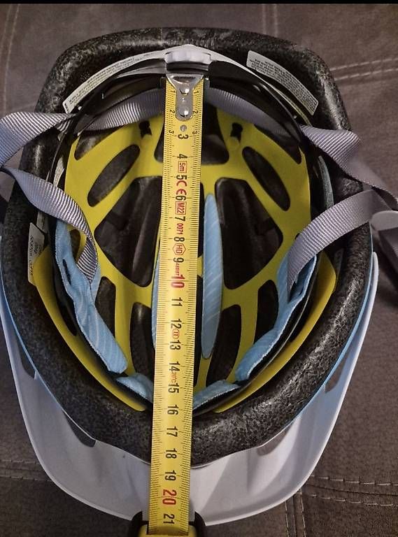 Helme: Velohelm  – Gebraucht aus Staad SG von Anj. 1