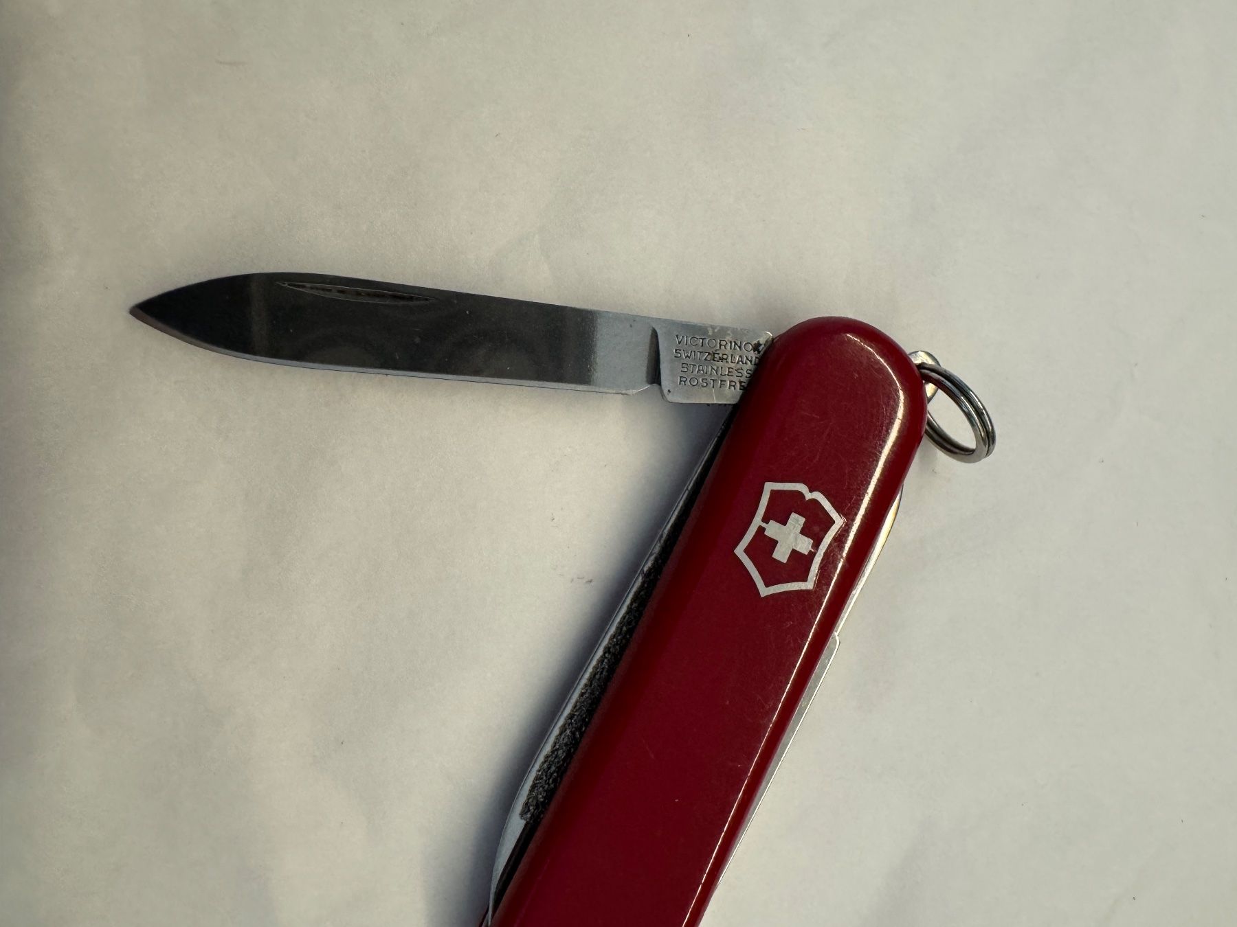Victorinox Coltelli tascabile: Victorinox Classic mit Lederetui – Usato da Kestenholz venduto da Sackmesser67 4