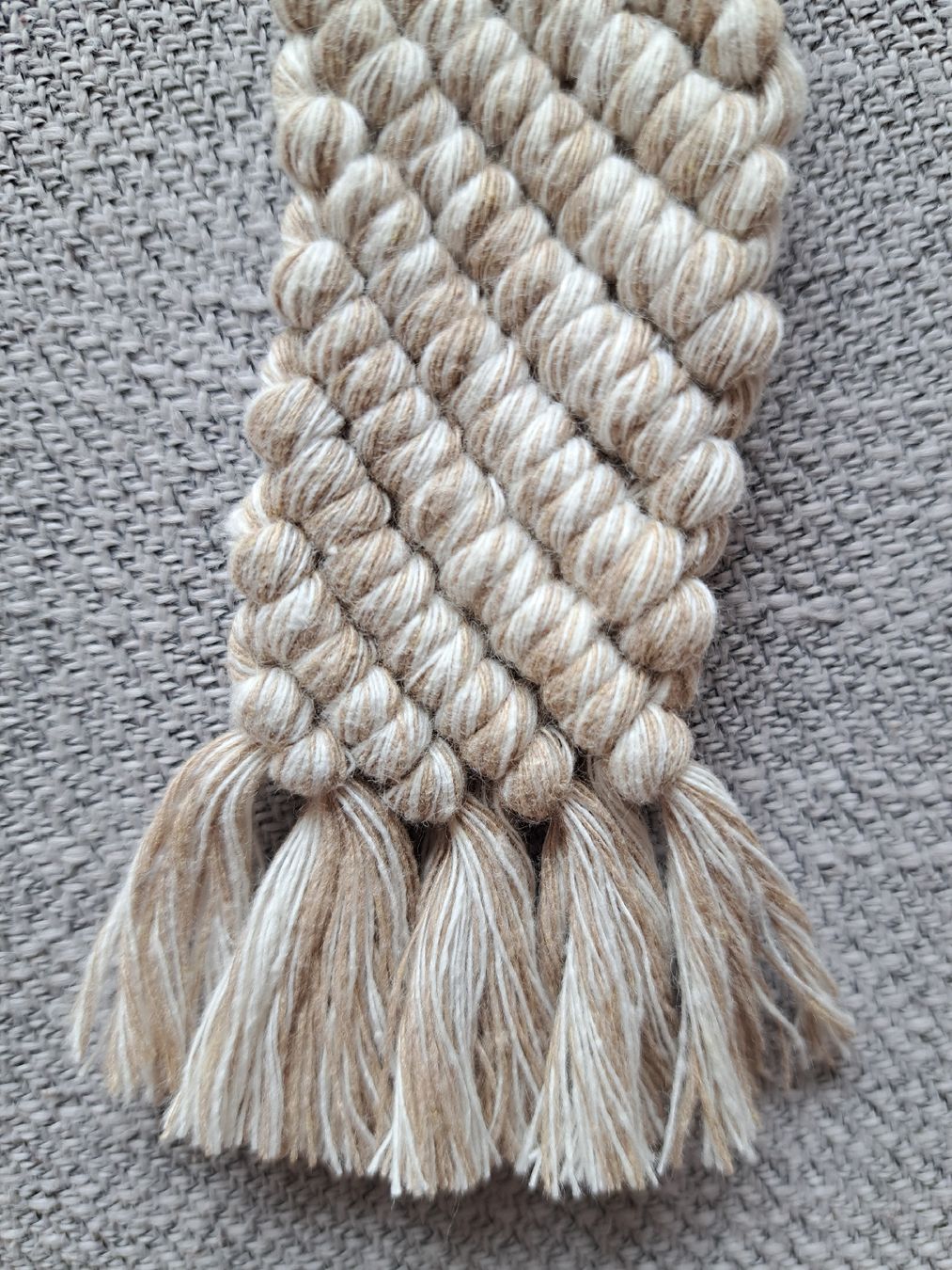 Schlüsselanhänger & - bänder: Makramee Schlüsselanhänger – Neu und originalverpackt aus Altdorf UR von Derpeter. 1