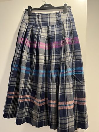 Vintage Schicker Ann Taylor Faltenrock Gr. 10