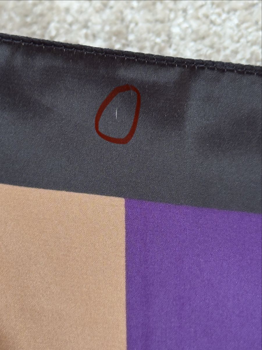 Polyester Foulard & Sciarpe: Foulard Vintage AKER 90x90 Polyester  – Usato da Vuippens venduto da Anna_as 3