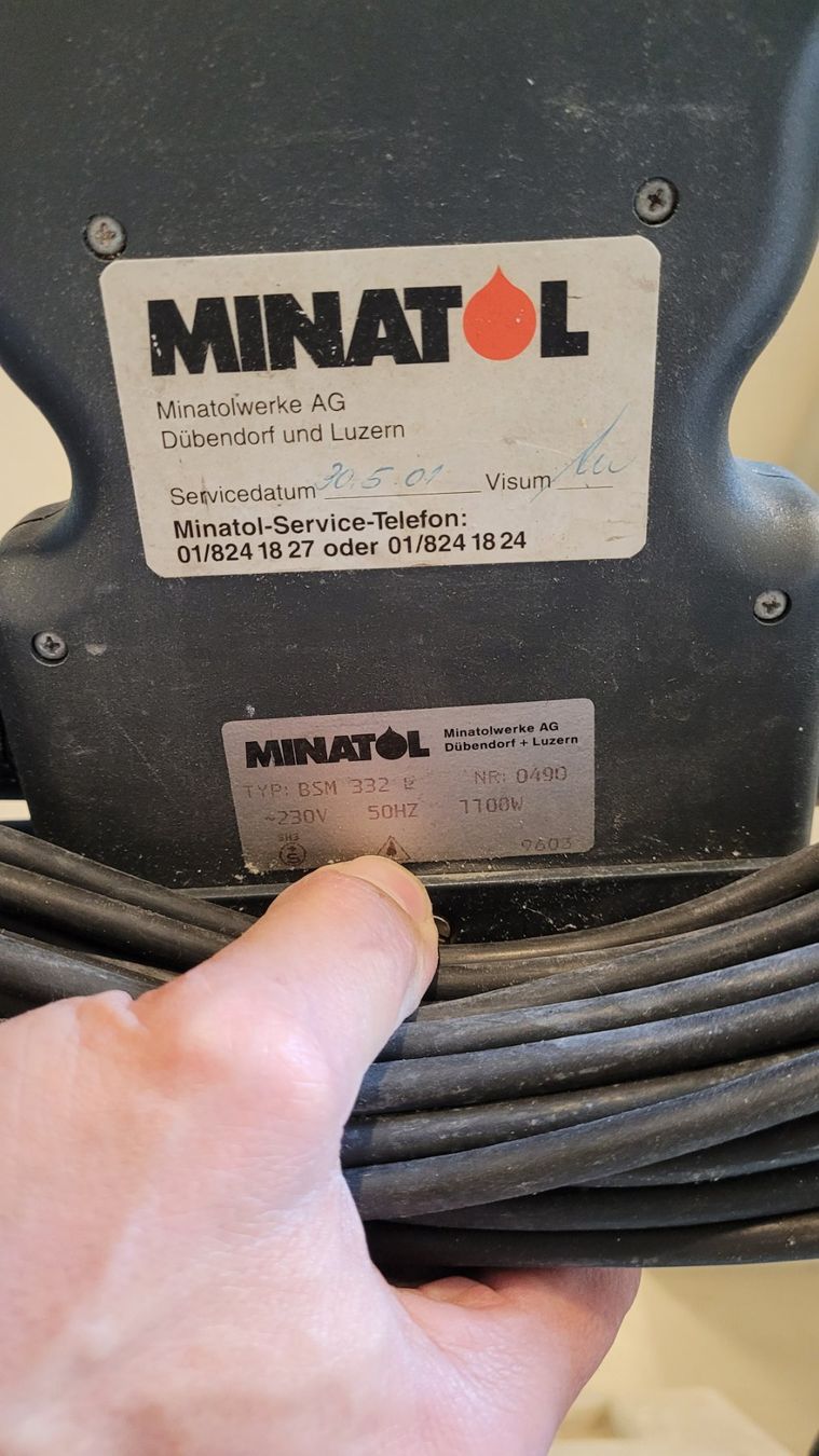 Tutte le macchine: Minatol Teppichreinigungsgerät – Usato da Bischofszell venduto da -fr-5 2