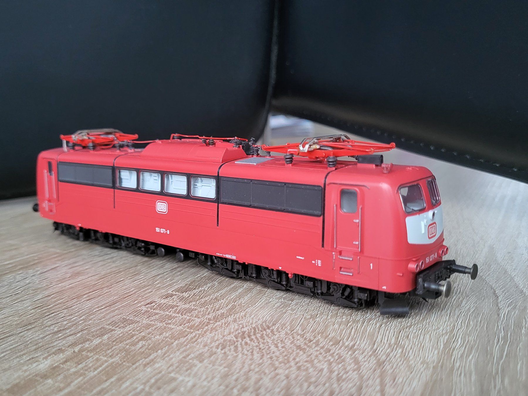 Roco Modelleisenbahnen: H0 Roco DB Baureihe 151 071-8 rot – Gebraucht aus Oberburg von sensetal 2