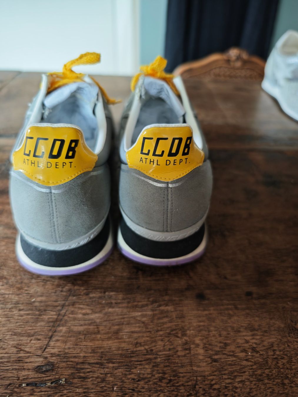 Golden Goose Scarpe da donna: Golden Goose Running, Grösse 40, grau/schwarz – Usato da Uetikon am See venduto da AJV63 2