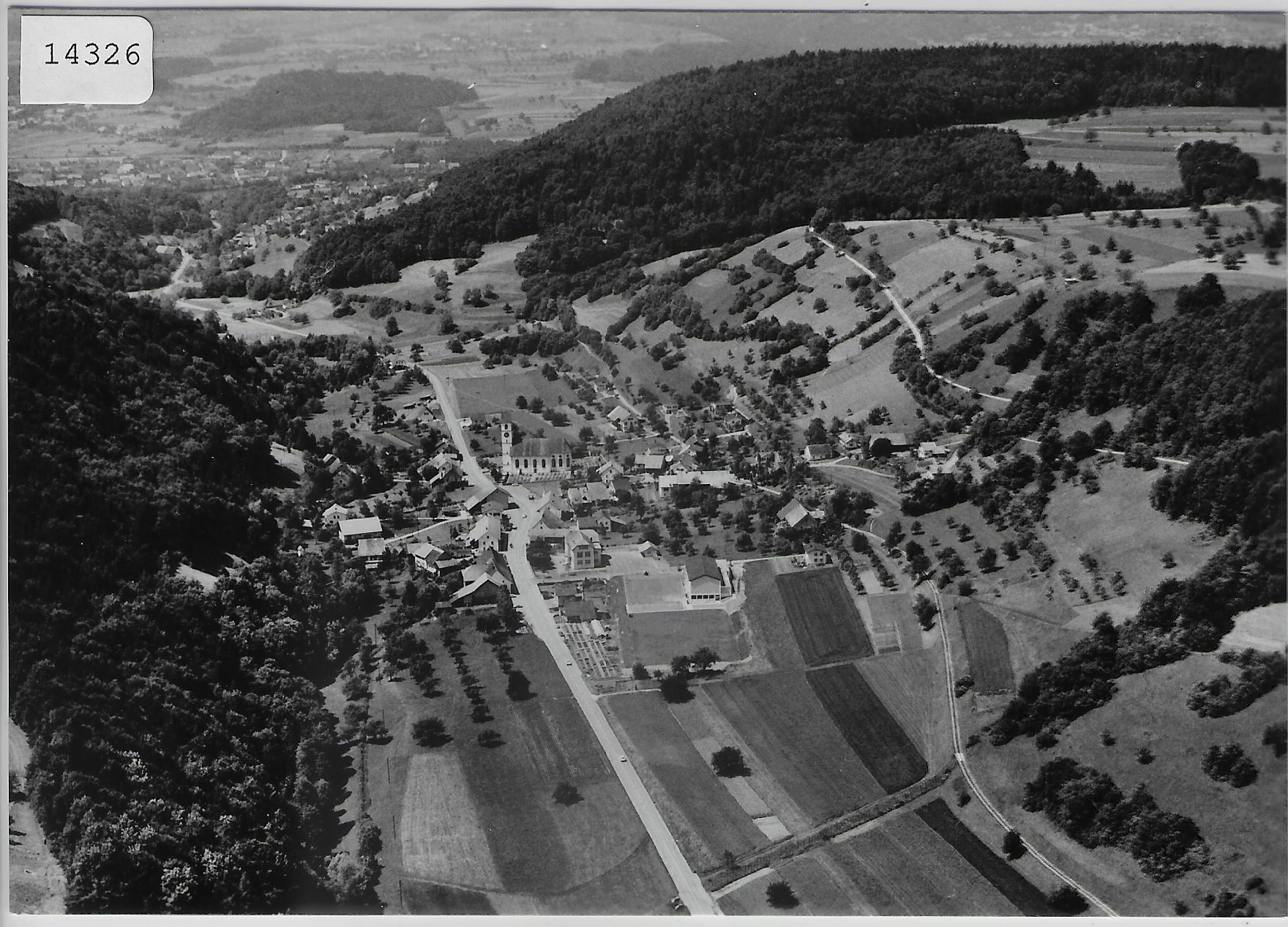 Cartoline postali: Flugaufnahme Mettau AG – Antico da Ettingen venduto da Kartenplanet
