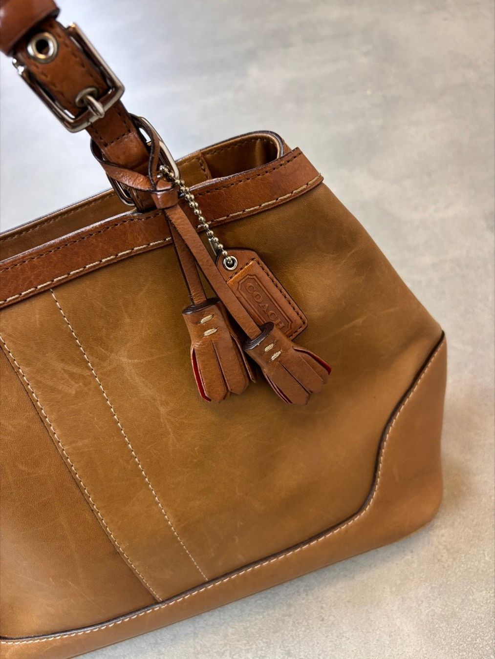 Coach Borse da donna: Coach Leather Shoulder Bag – Usato da Tägerwilen venduto da Akh.Boutique 1