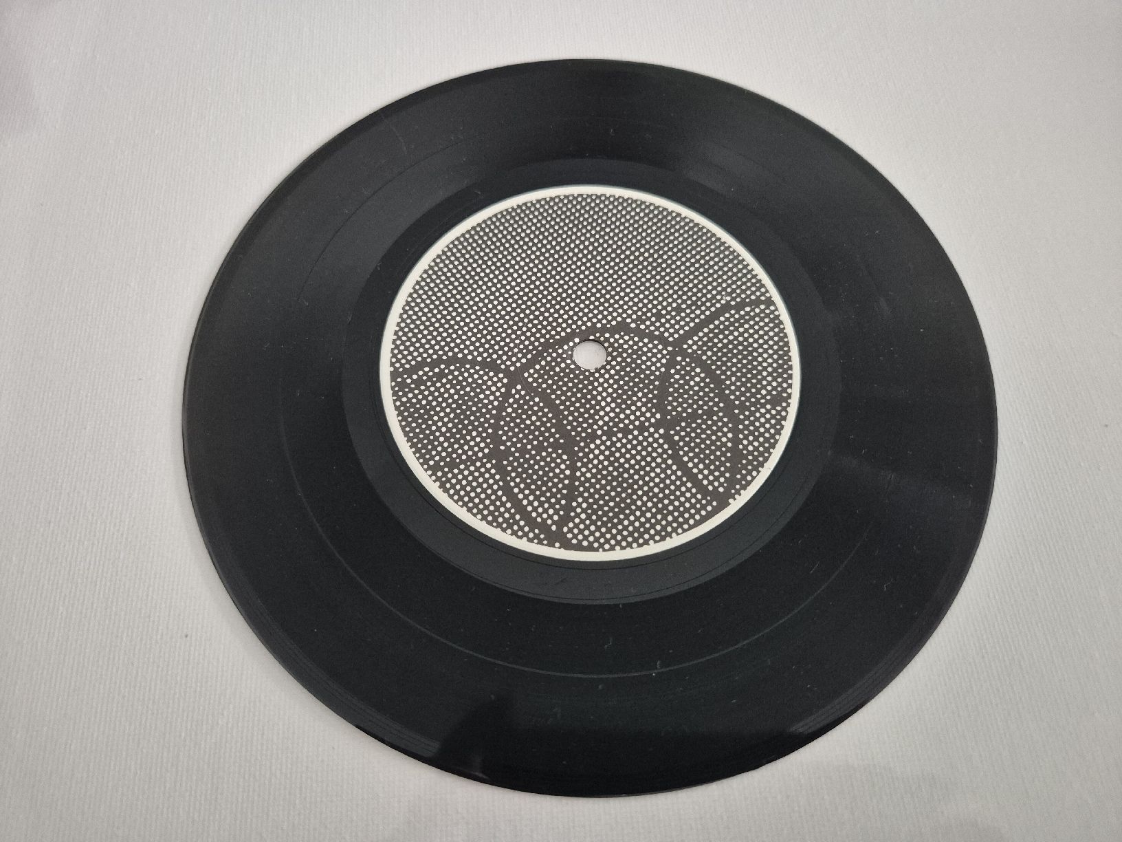 Dischi in vinile: Admiral James -  T. Mind War ...Single 7 , CH – Nuovo (secondo la descrizione) da Uster venduto da newwave0 4
