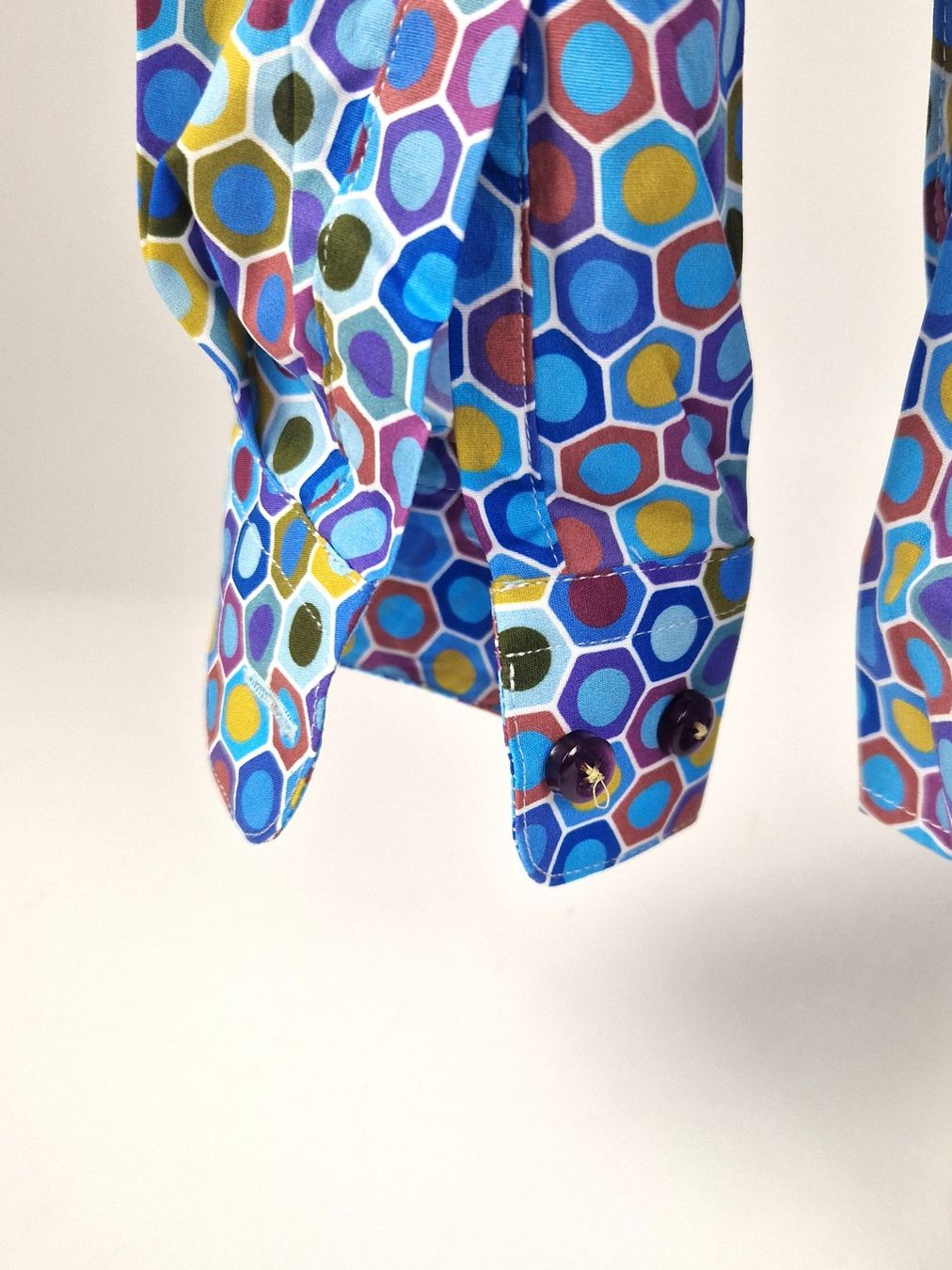 Hemden, T-Shirts & Polos: Coton Doux Kinderhemd mit Hexagonmuster (Gr. 140) – Neu und originalverpackt aus Basel von Restwert_Basel 3