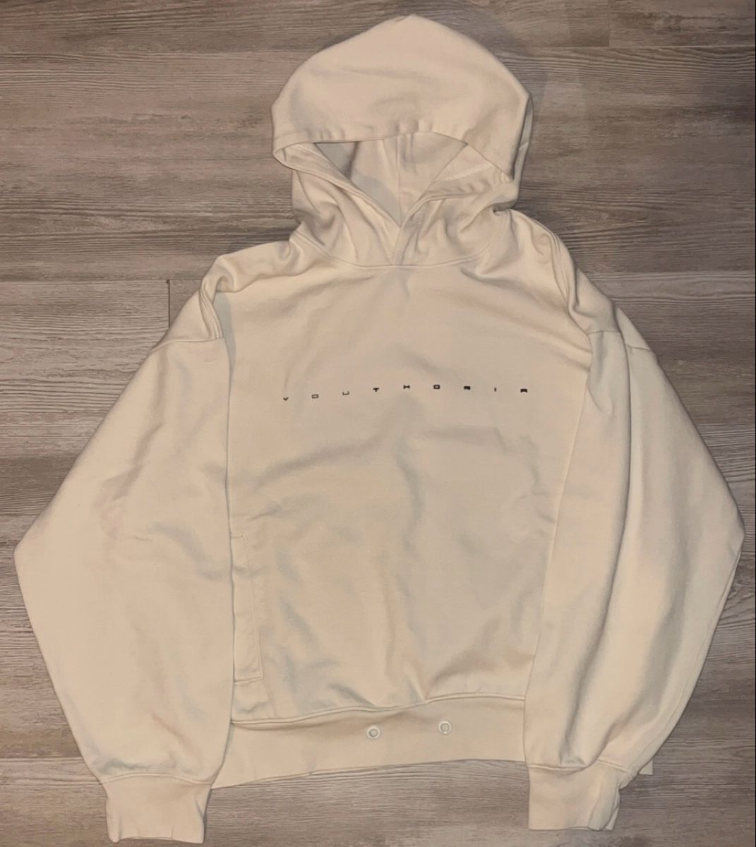 Bershka Pulls et sweat-shirts: Sweat à capuche blanc crème  – D'occasion à Charmoille par chaignat03