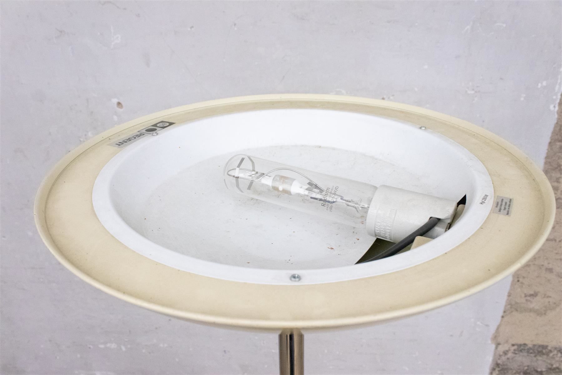Regent Lampade: Regent 85 Ständerlampe / Stehleuchte – Usato da Zürich venduto da ZuercherBrockenhaus 5
