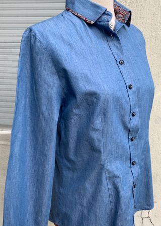Superbe chemisier WALLMANN jeans fin et motif t.38