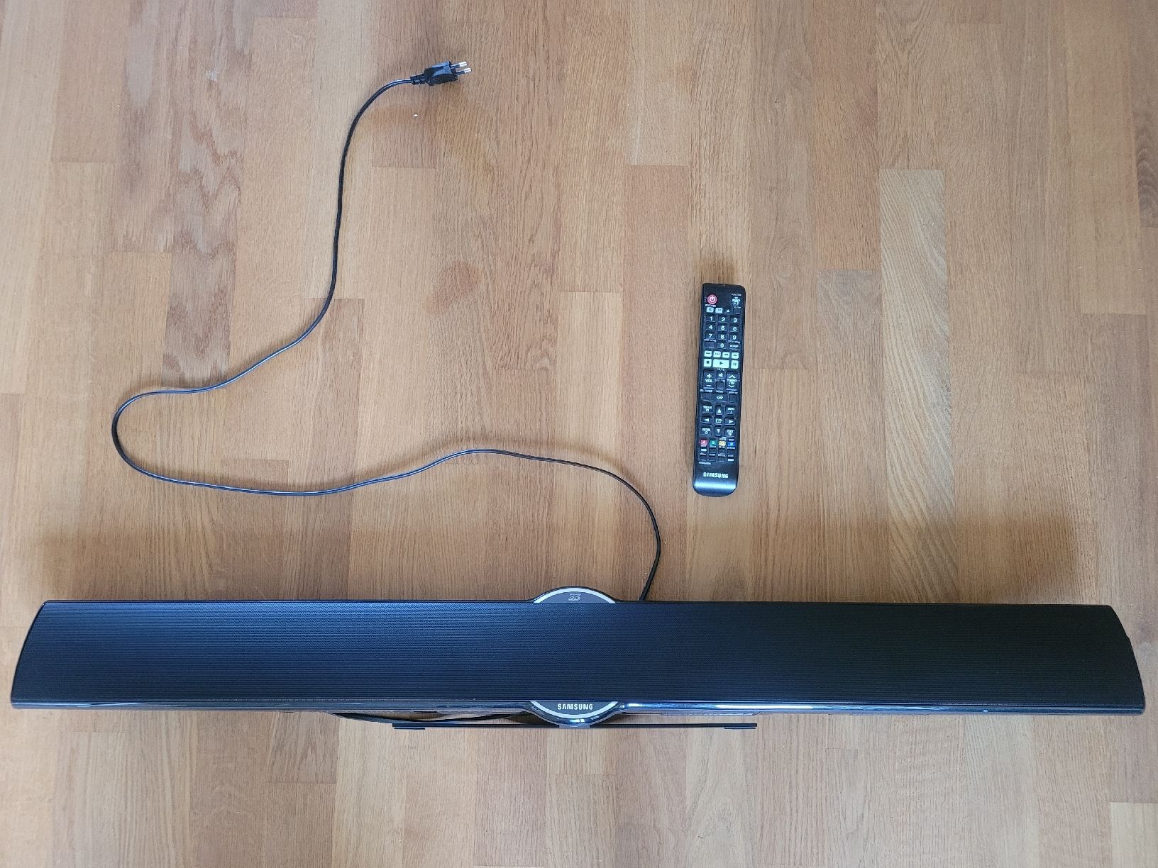 Samsung Casse acustiche: Samsung Soundbar System mit Subwoofer – Usato da Zürich venduto da wavericks