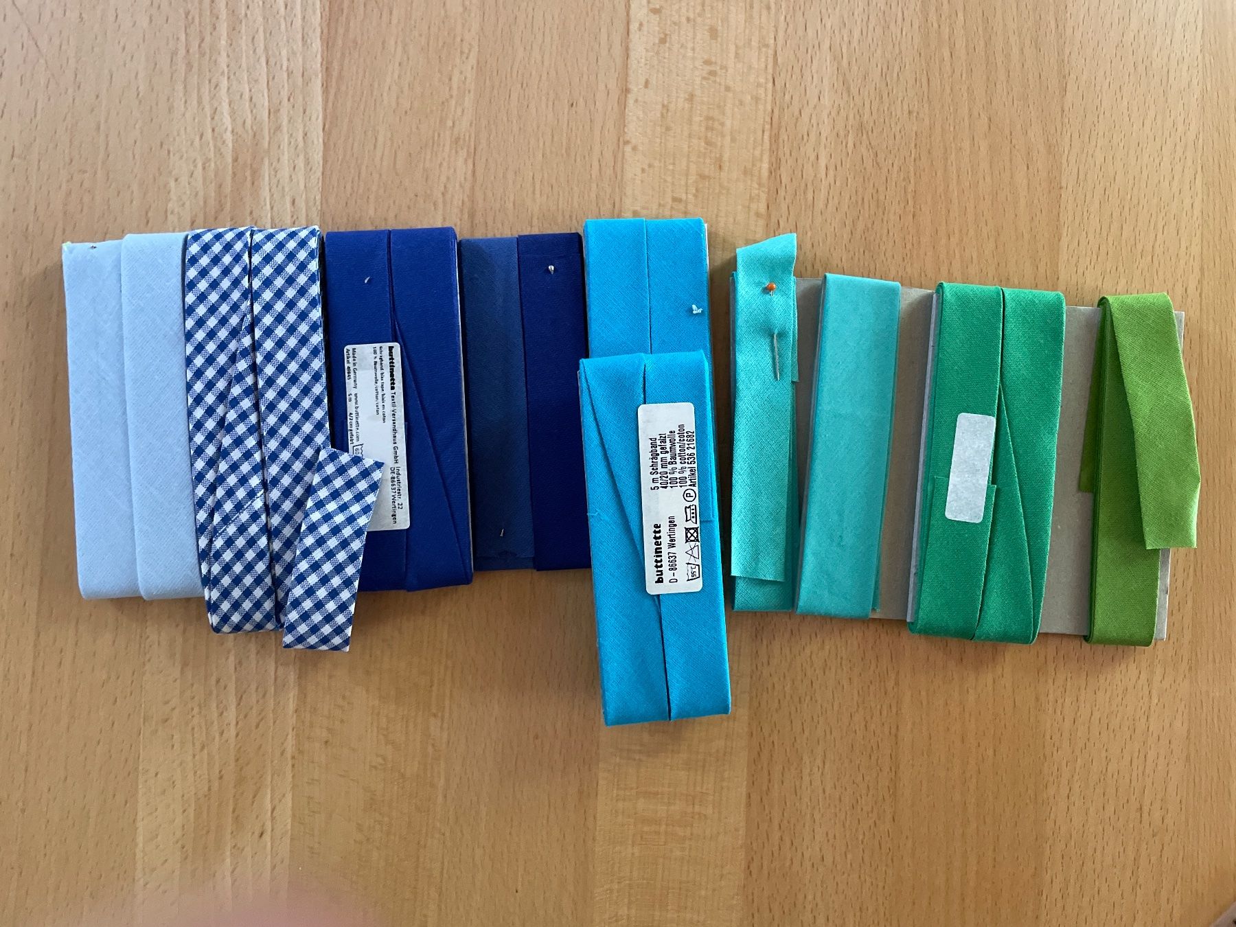 Tessuti: Schrägband-Set: Blau, Grün, Türkis – Usato da Cham venduto da 2eye