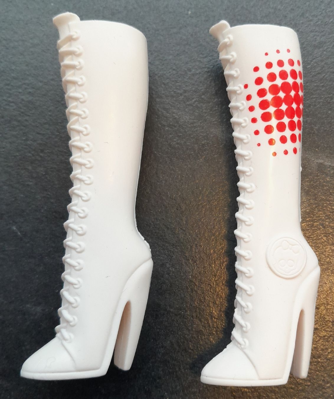 Puppen: Monster high: Wydowna spider Stiefel – Gebraucht aus Alchenflüh von roh_6xk8 1