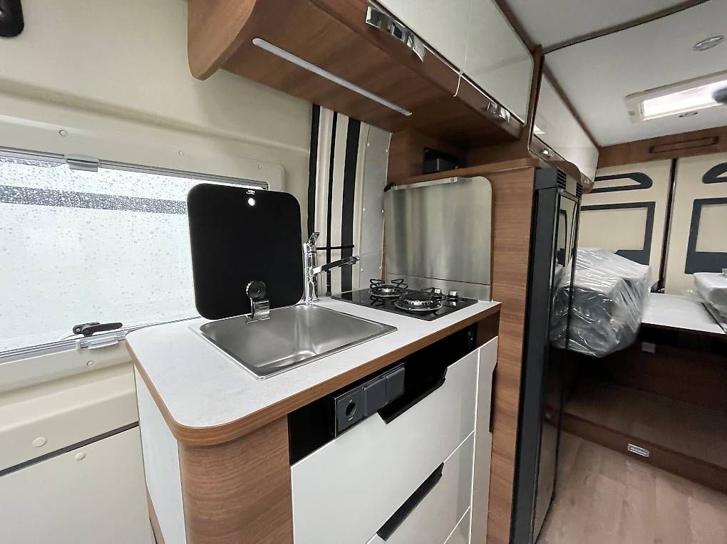 Veicoli da campeggio: Rapido VAN V68 – Usato da Langenthal venduto da Reisemobil01 4