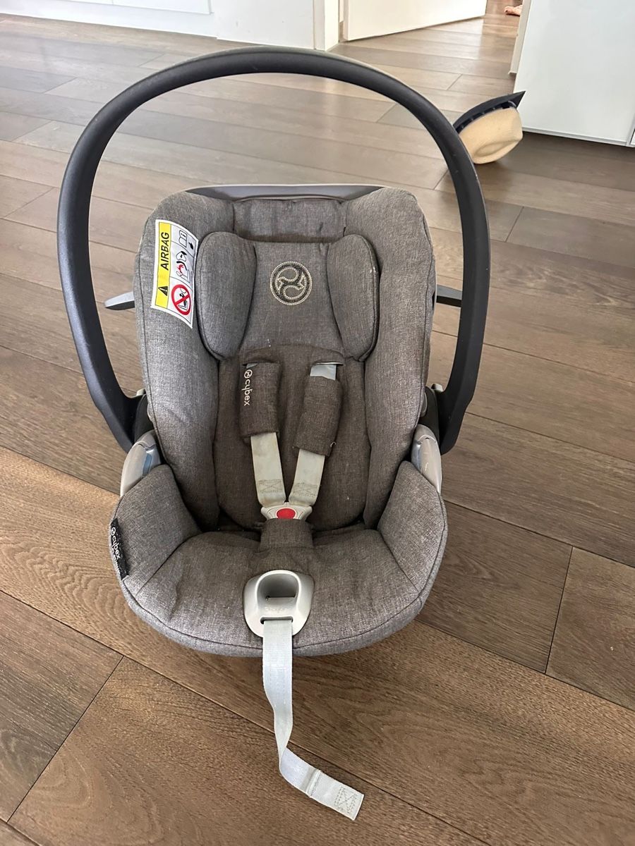 Cybex Seggiolini per auto: Cybex Cloud Z I Size. Unfallfrei. Babyschale – Usato da Küsnacht ZH venduto da Slussi