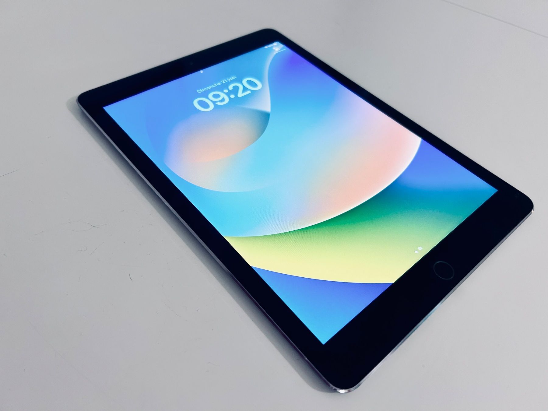 Apple Tablet PC: iPad Pro 9.7 (32GB) – Gebraucht aus Avully von MissAusten 1