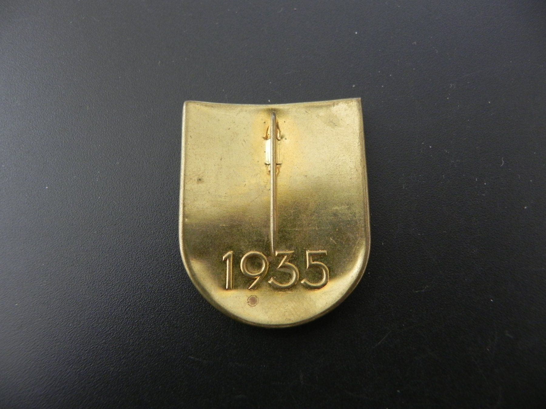 Broschen & Nadeln: Abzeichen 1. August 1935 – Gebraucht aus Biel/Bienne von Gogolozi 1