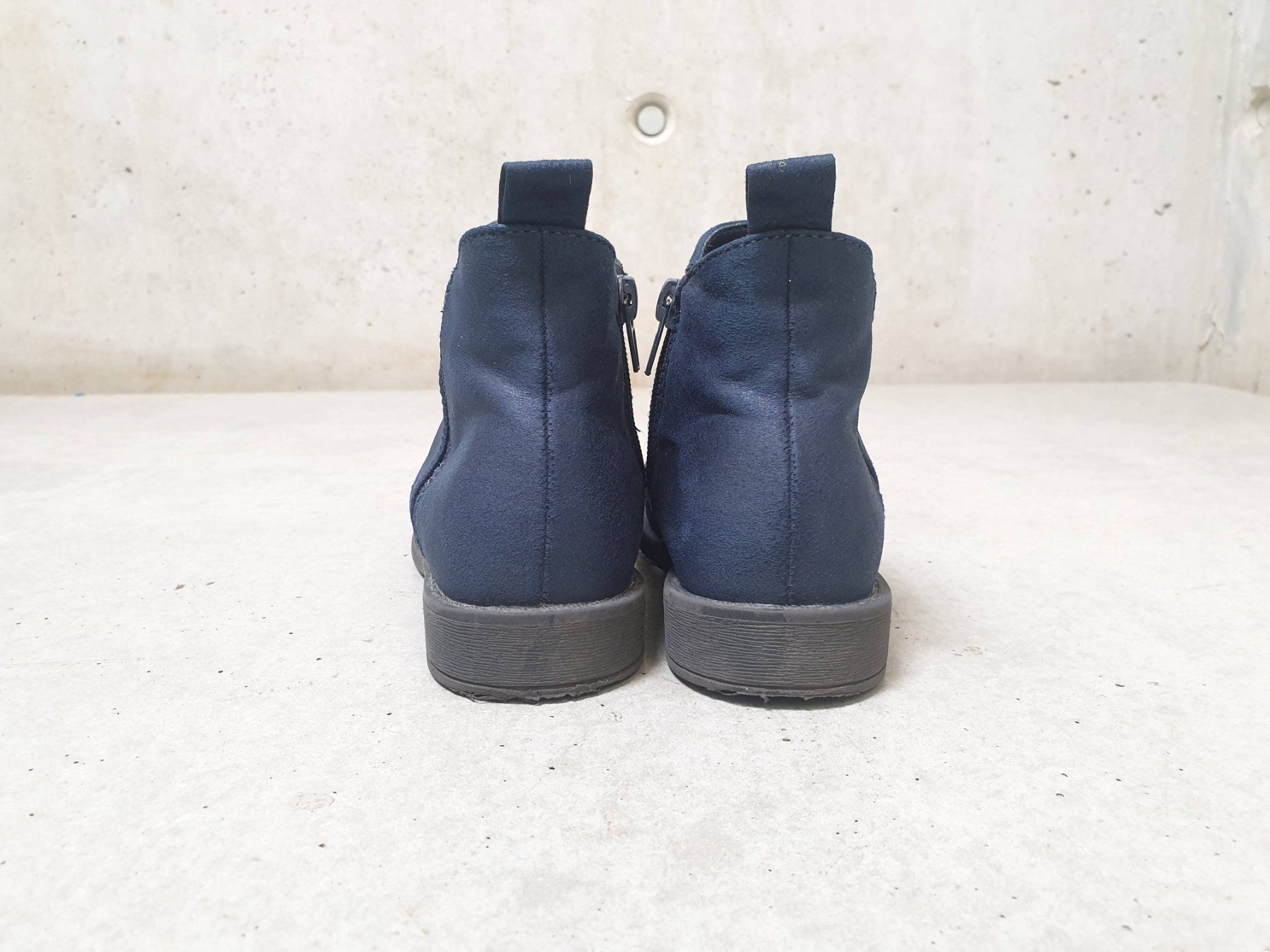 Schuhe für Mädchen: Bottines bleu marine, fille, taille 30 – Gebraucht aus Fribourg von fripons 3