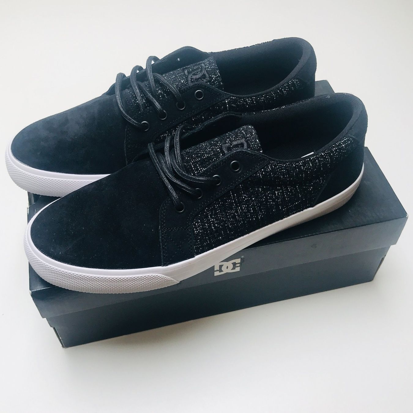 Scarpe da uomo: DC Council Schuhe Original, Neu mit Karton, Gr 45 – Nuovo e nell'imballaggio originale da luzern venduto da ARNI.