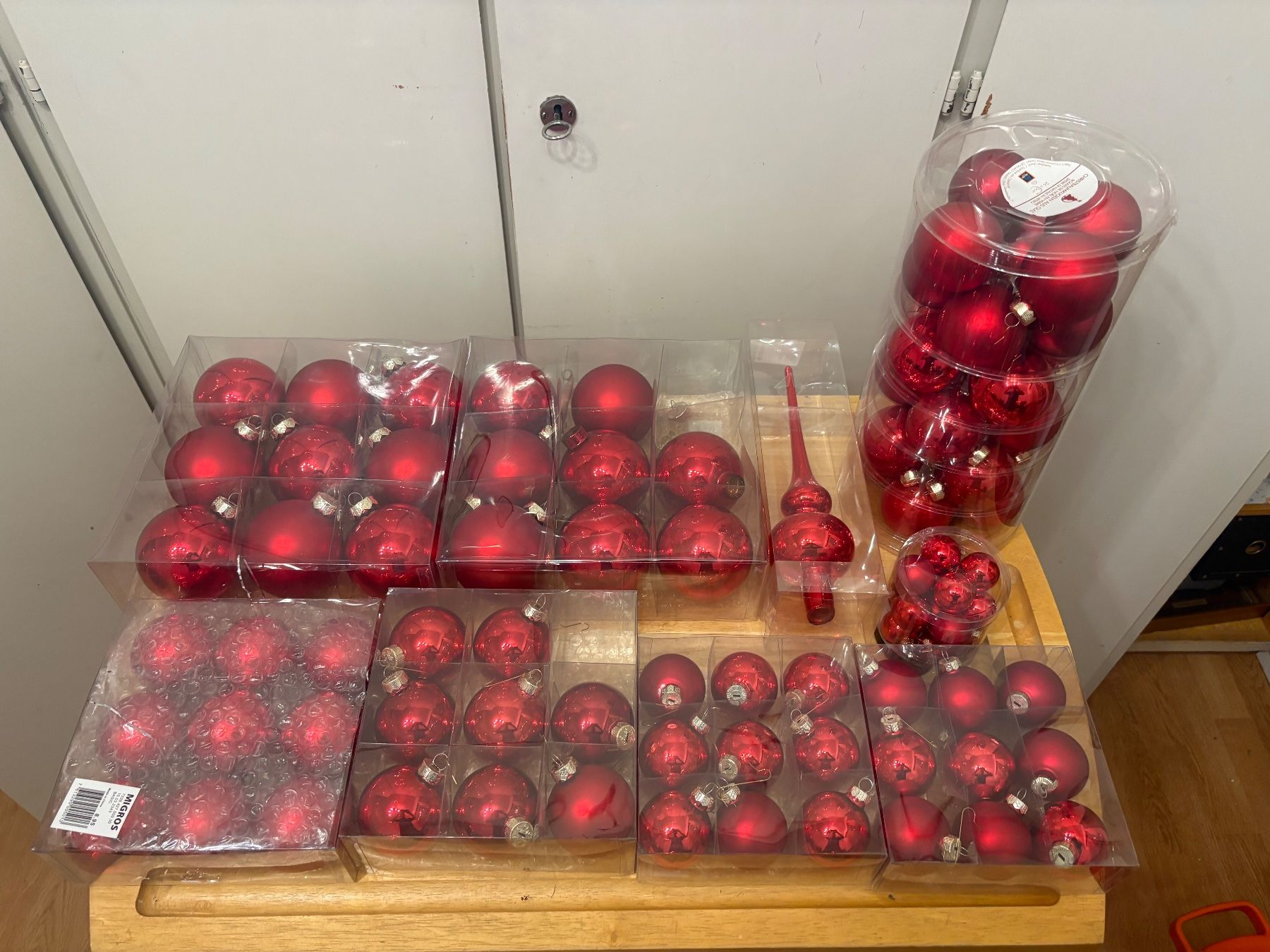 Tutte le decorazioni: Weihnachtskugeln rot gemischt guter Zustand – Usato da Frick venduto da Rukki