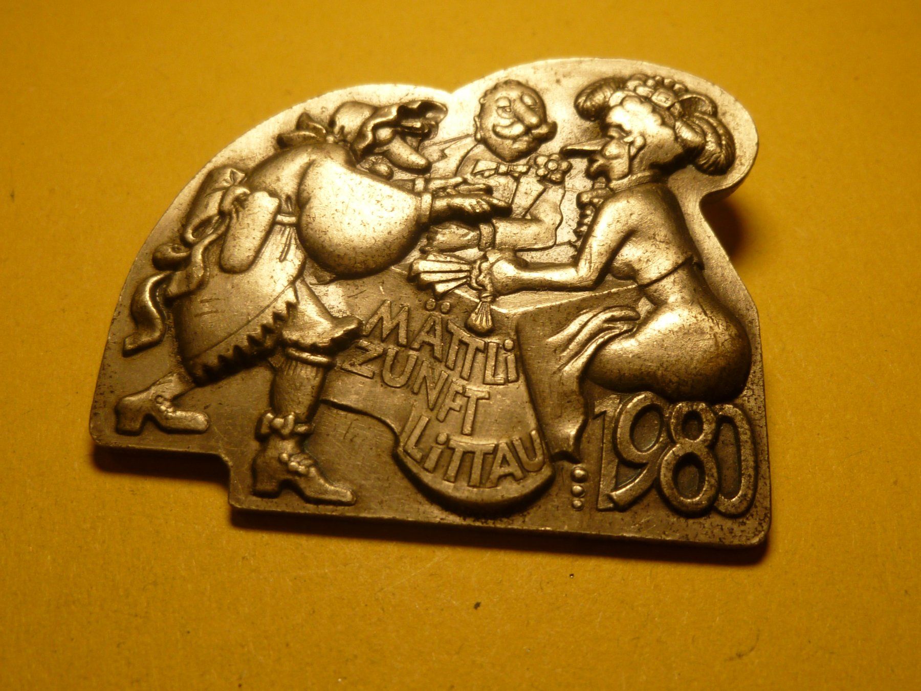 Placchette & Badge: LITTAU 1980 SILBER – Usato da Ried (Muotathal) venduto da Mandarin02
