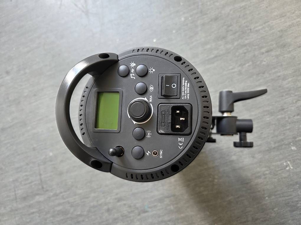 Jinbei Flashs: Jinbei 800 Blitz – D'occasion à Erlen par Tschirren 1